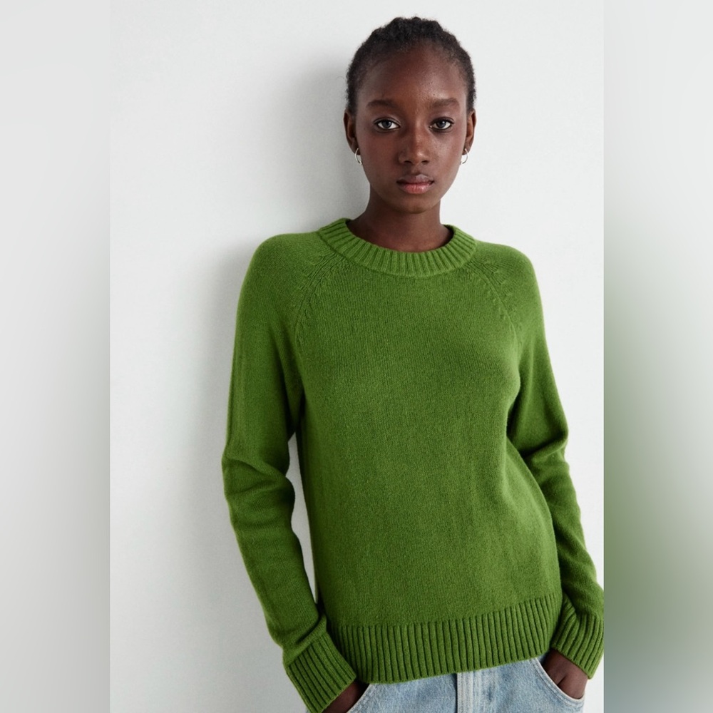 GAP Green Crew Neck Sweater